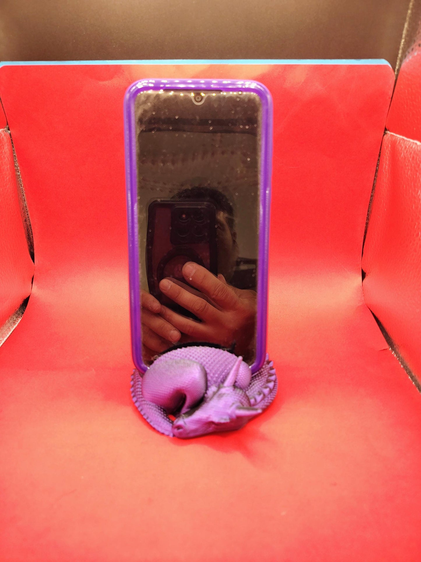 Sleeping Dragon Phone Holder Stand – Unique Desktop Holder, Durable & Stylish Accessory for Phones, Perfect Gift for Fantasy Lovers